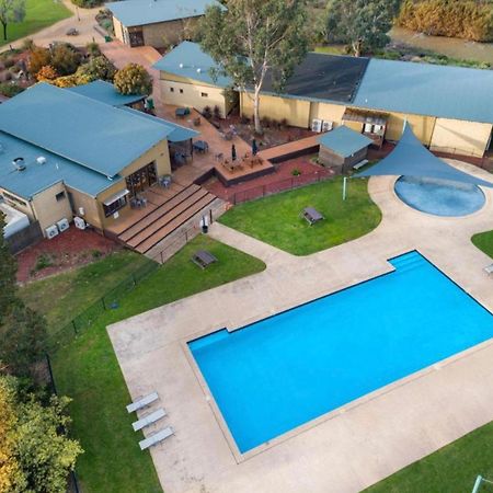 Couple'S Luxury Resort Spa Retreat Cowes Εξωτερικό φωτογραφία